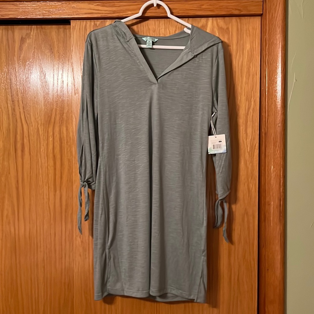 BNWT Balance Collection Cover Up Medium Slate Grey